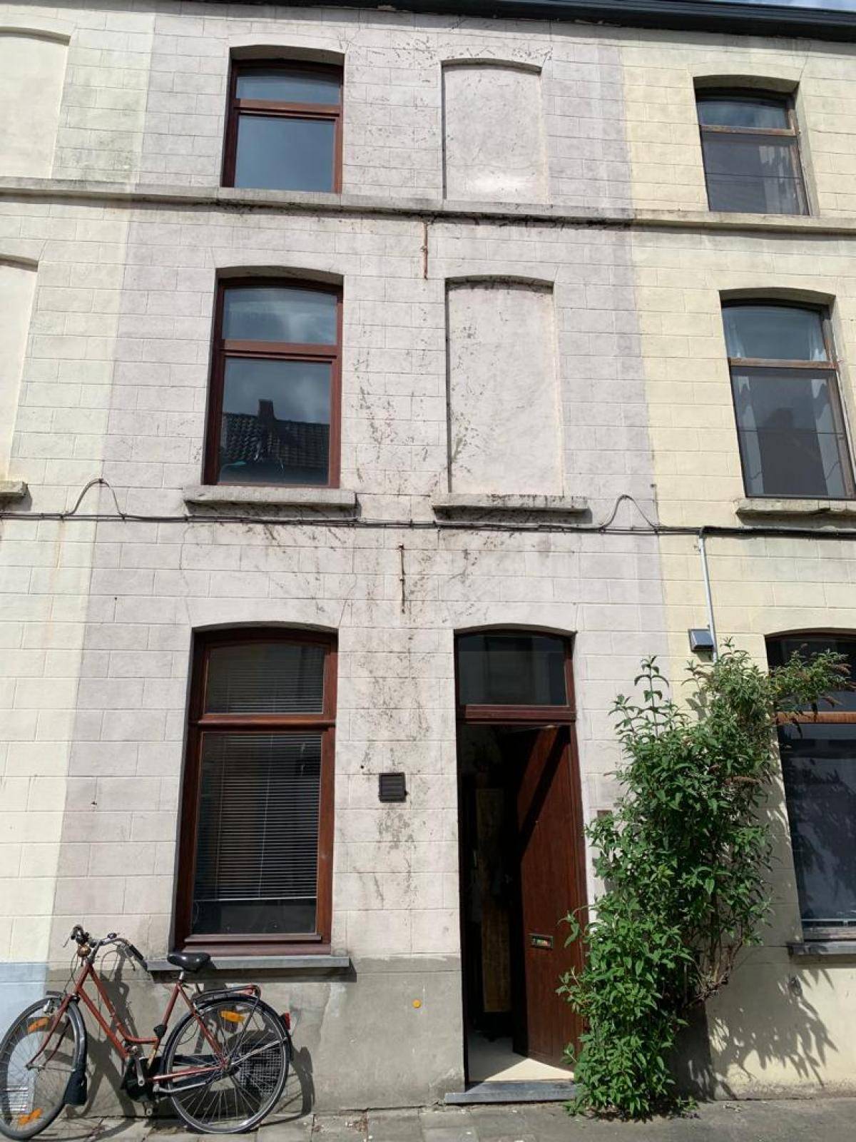 Ghent-Ambachtstraat-1of8