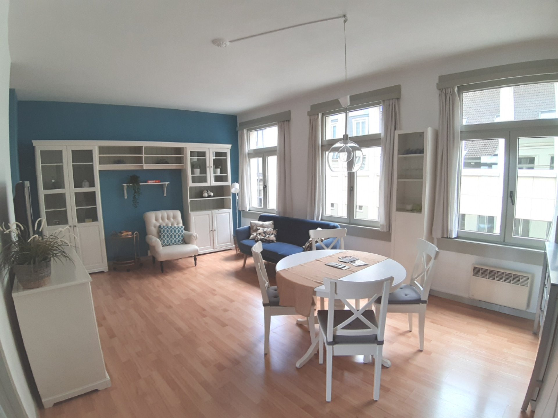 Kot Antwerpen Appartement van 60 m2 aan de Borzestraat voor € 895 per