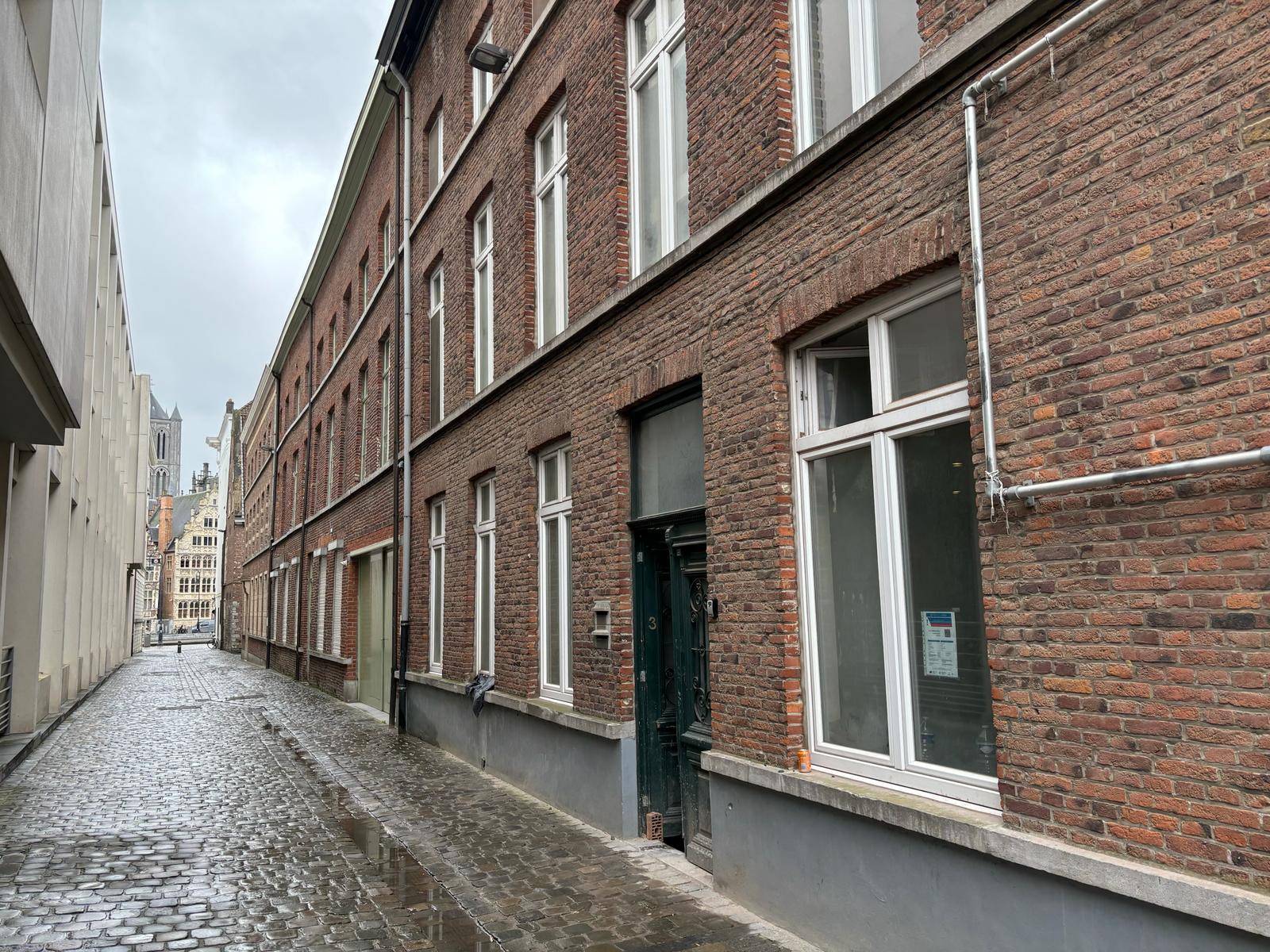 Ghent-Gruuthuusestraat-7of9