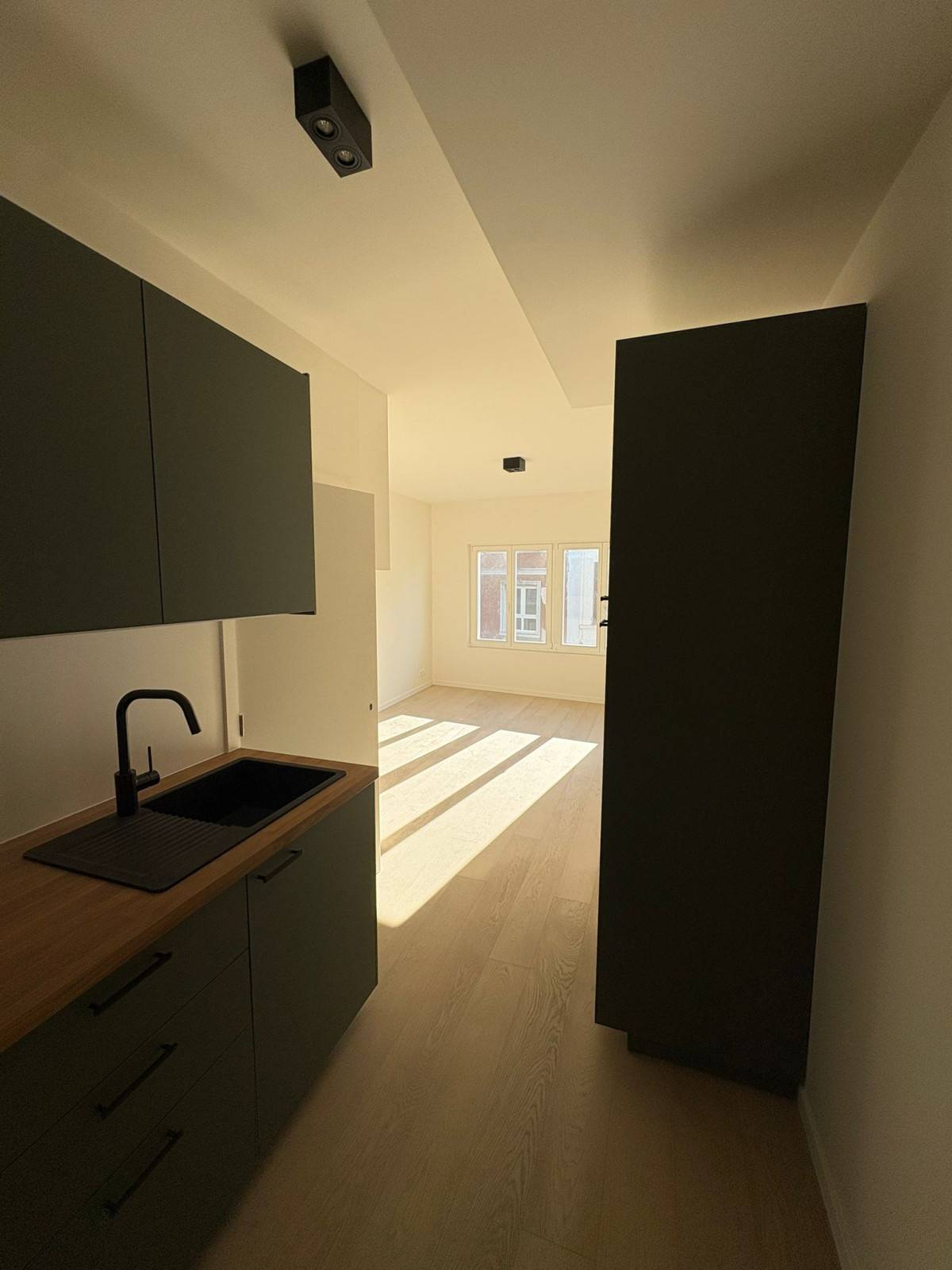 Anvers-Vlasmarkt-12of20