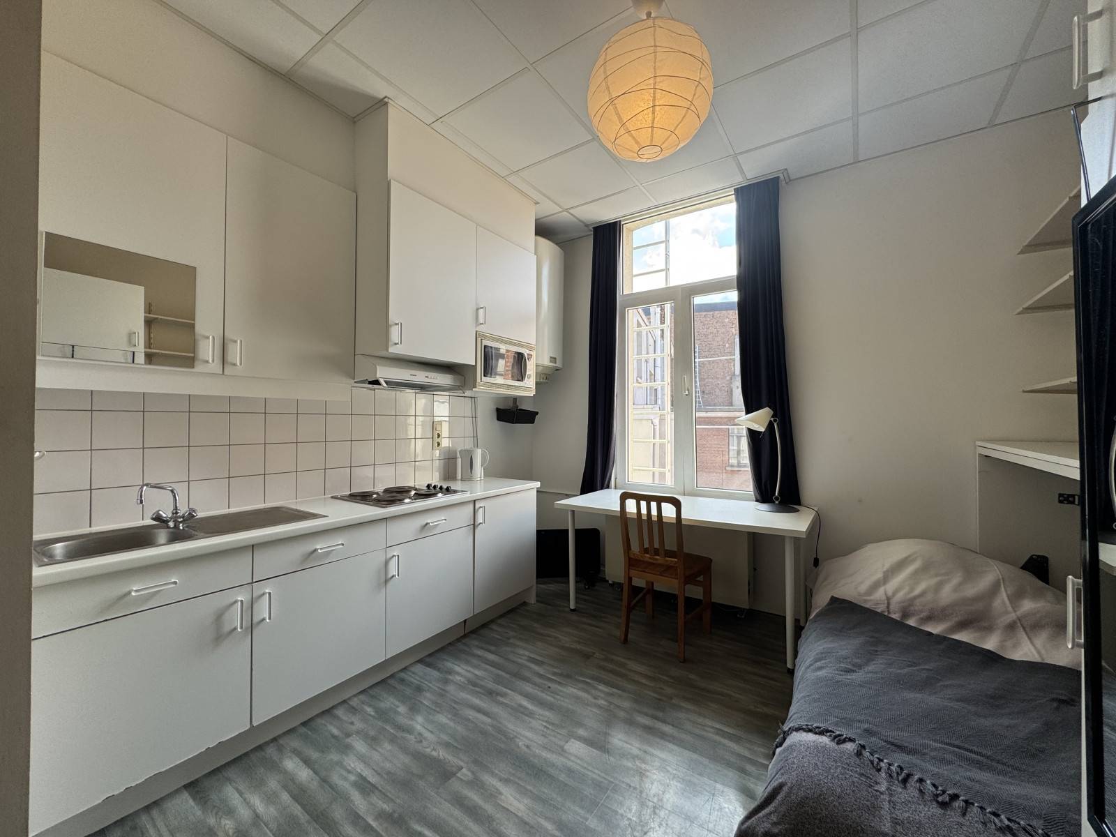 Antwerpen-De Damhouderestraat-1of18