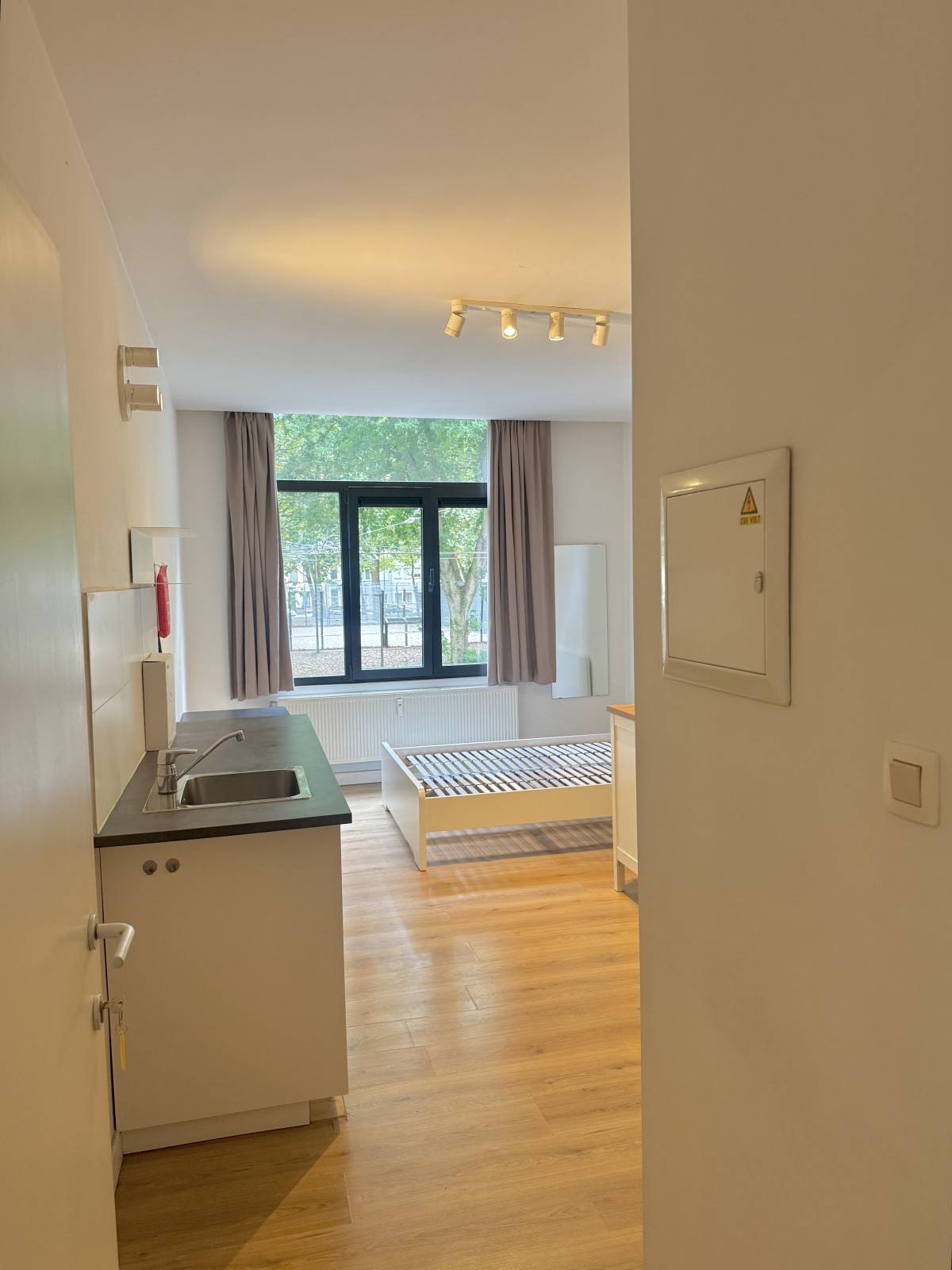 Antwerpen-Stuivenbergplein-9of25