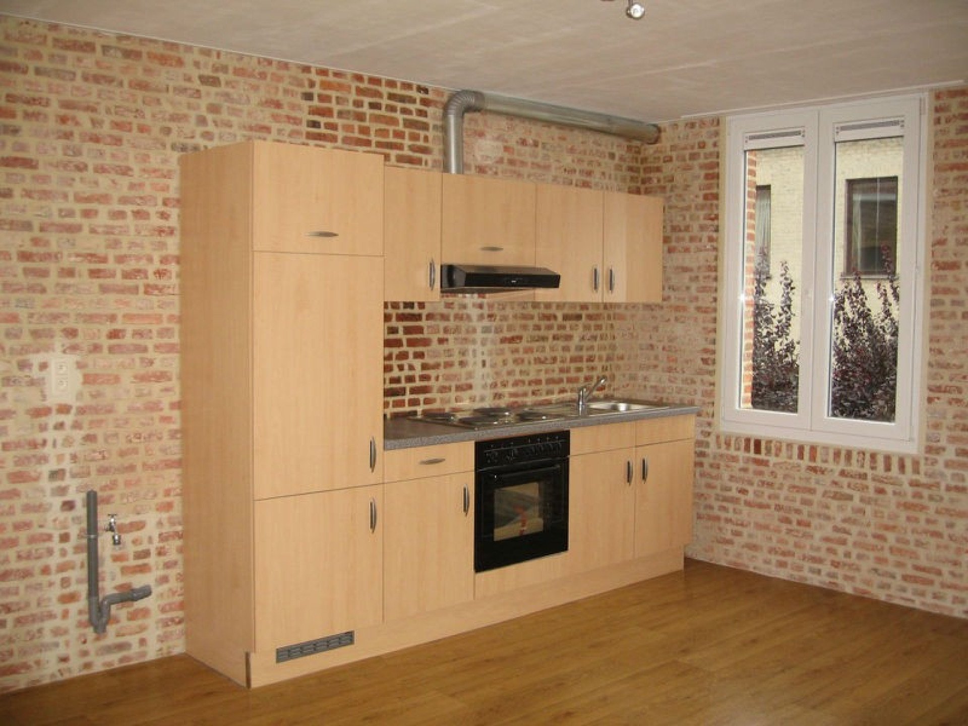 Kot Antwerpen Appartement van 35 m2 aan de Eendrachtstraat voor € 500