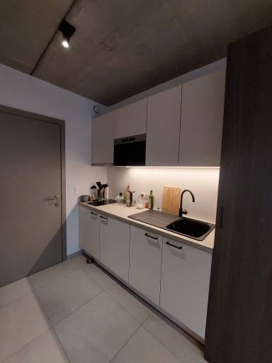 Ghent-Dampoortstraat-4of15