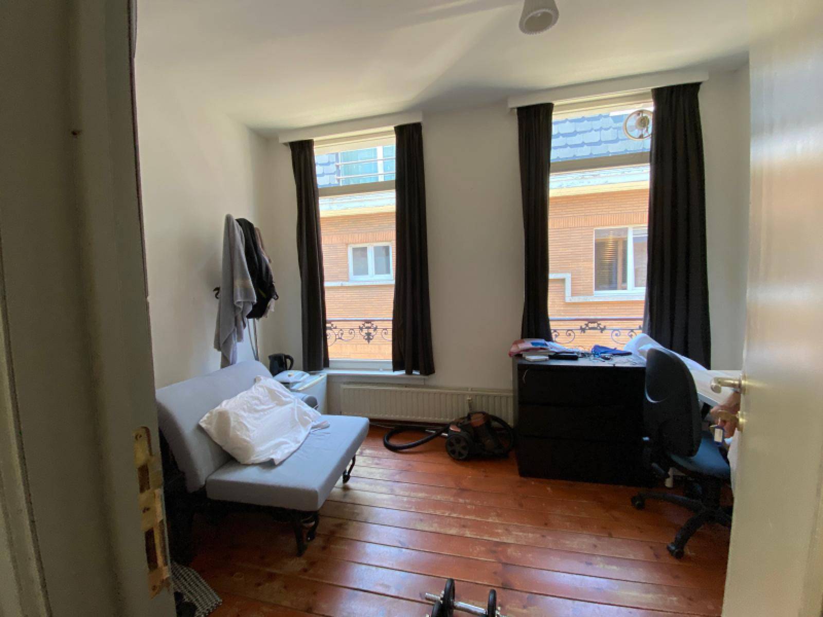 Antwerpen-Paradijsstraat-11of13