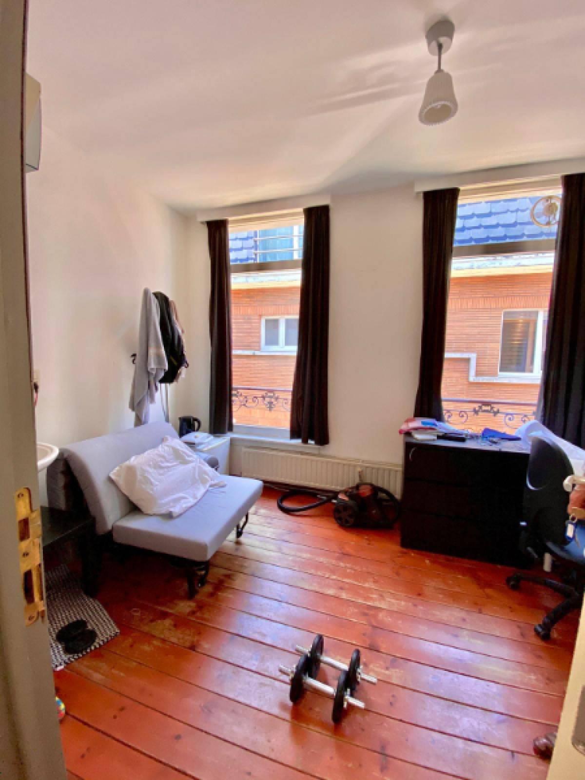 Antwerpen-Paradijsstraat-12of13