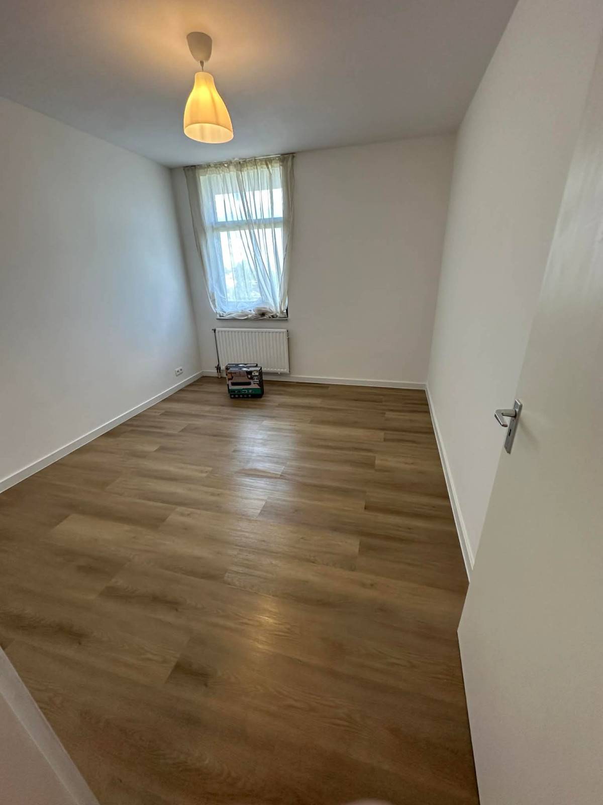 Jette-Rue Rosalie Uyttenhove-1of3