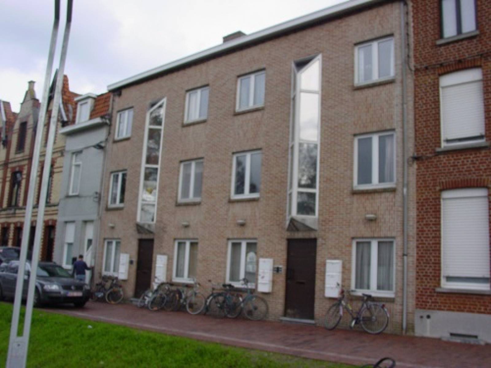 Kortrijk-Volksplein-4of5