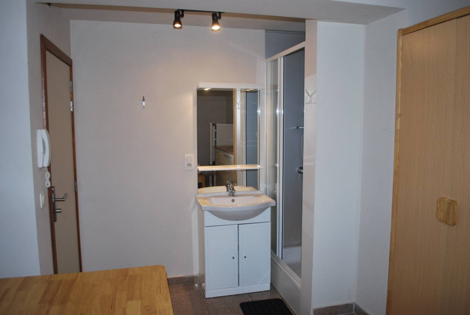 Courtrai-Vaartstraat-1of10