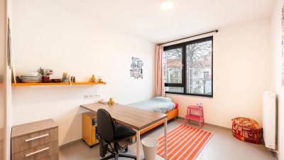 Room - in a larger (student)building - Aarschotstraat - Antwerpen - thumbnail