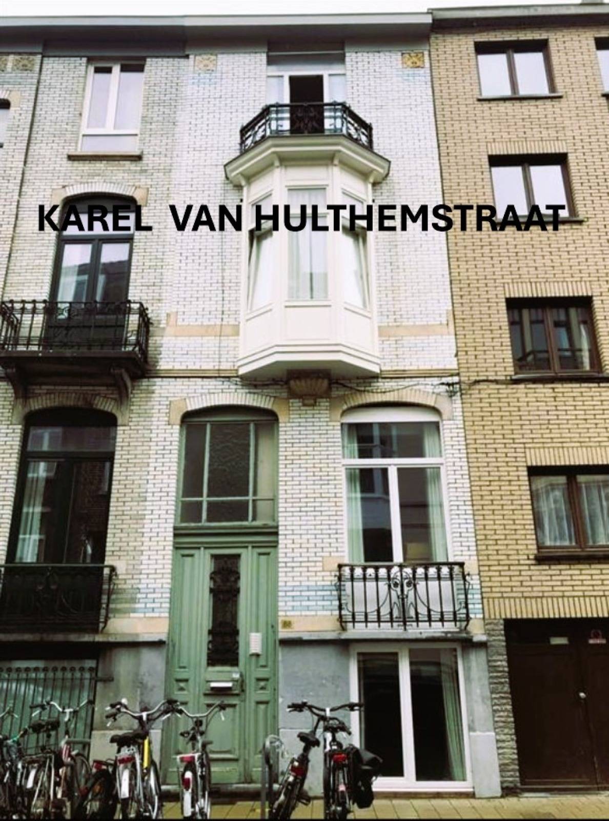 Ghent-Karel Van Hulthemstraat-2of3