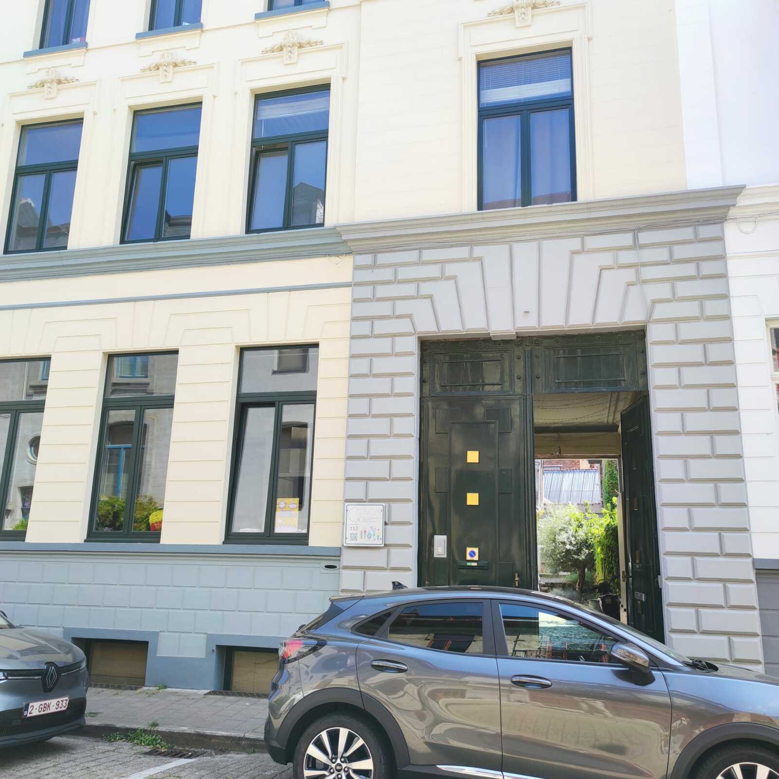 Sint-Amandsberg (Gent)-Reginald Warnefordstraat-1of8