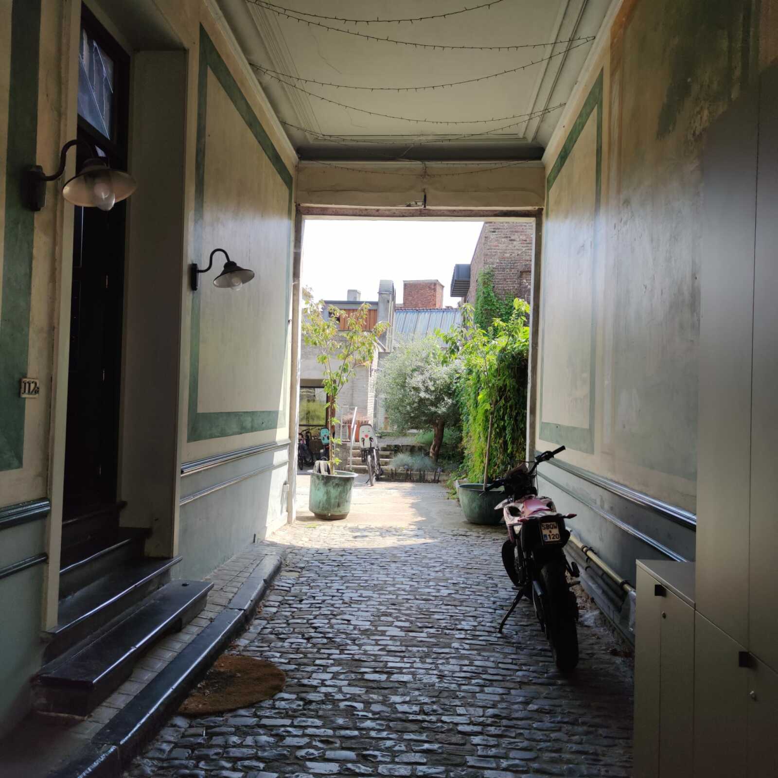 Sint-Amandsberg (Gent)-Reginald Warnefordstraat-1of8