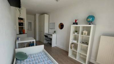 Studio - salle de bain et cuisine privées - Tiensestraat - Leuven - thumbnail