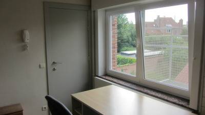 Kot - in een woonhuis - Aalbeeksesteenweg - Kortrijk - thumbnail