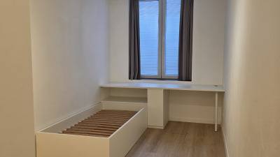 Kot - in groter (studenten)complex - Doorniksestraat - Kortrijk - thumbnail