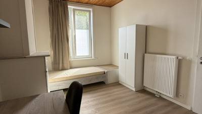 Kot - in een woonhuis - Sint Rochuslaan - Kortrijk - thumbnail