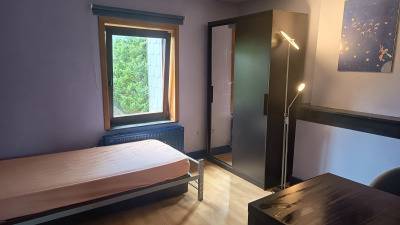 Studio - eigen sanitair en keuken - Avenue St Pierre - Mons - thumbnail