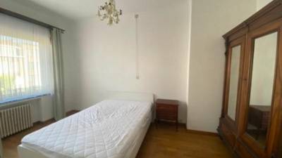 Kot - in een woonhuis - Av Jean de Bologne - Laken (Brussel) - thumbnail