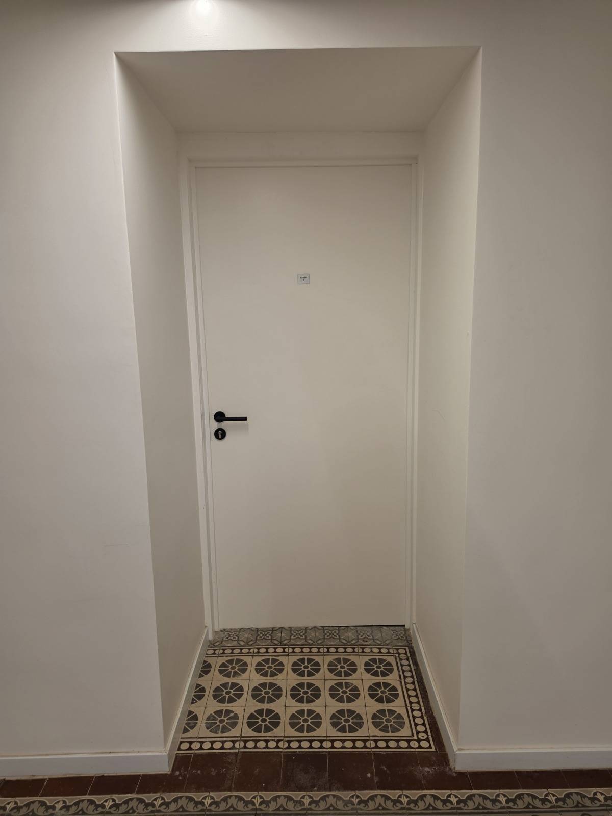 Courtrai-Doorniksestraat-1of15