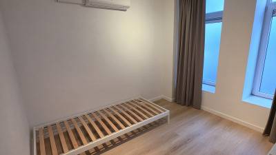 Room - in a larger (student)building - Doorniksestraat - Kortrijk - thumbnail