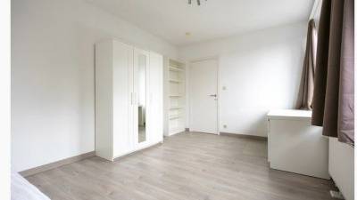 Room - in house or flat - Bernard van Orleyplein - Edegem - thumbnail