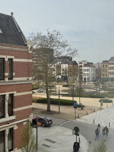 Antwerpen-MUSEUMSTRAAT-4of5