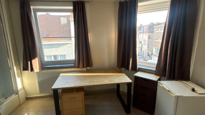 Kot - in groter (studenten)complex - Vaartstraat - Kortrijk - thumbnail