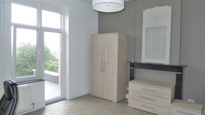 Room - in house or flat - Place Louise Godin, - Beez (Namur) - thumbnail
