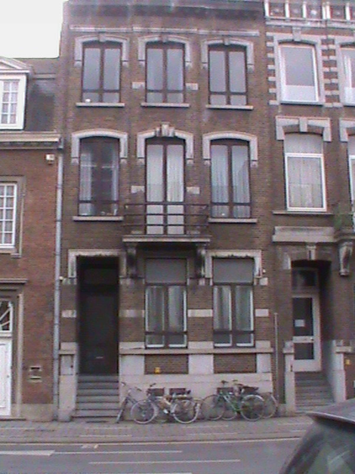 Hasselt-Koningin Astridlaan-2of3