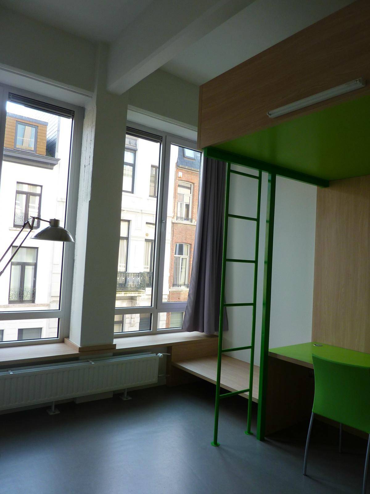 Antwerpen-Mertens En Torfsstraat-1of12