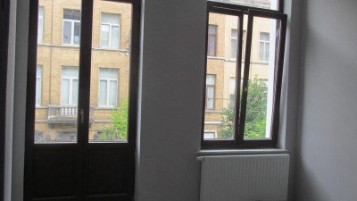 Room - in house or flat - Maarschalk Fochlaan - Schaarbeek - thumbnail